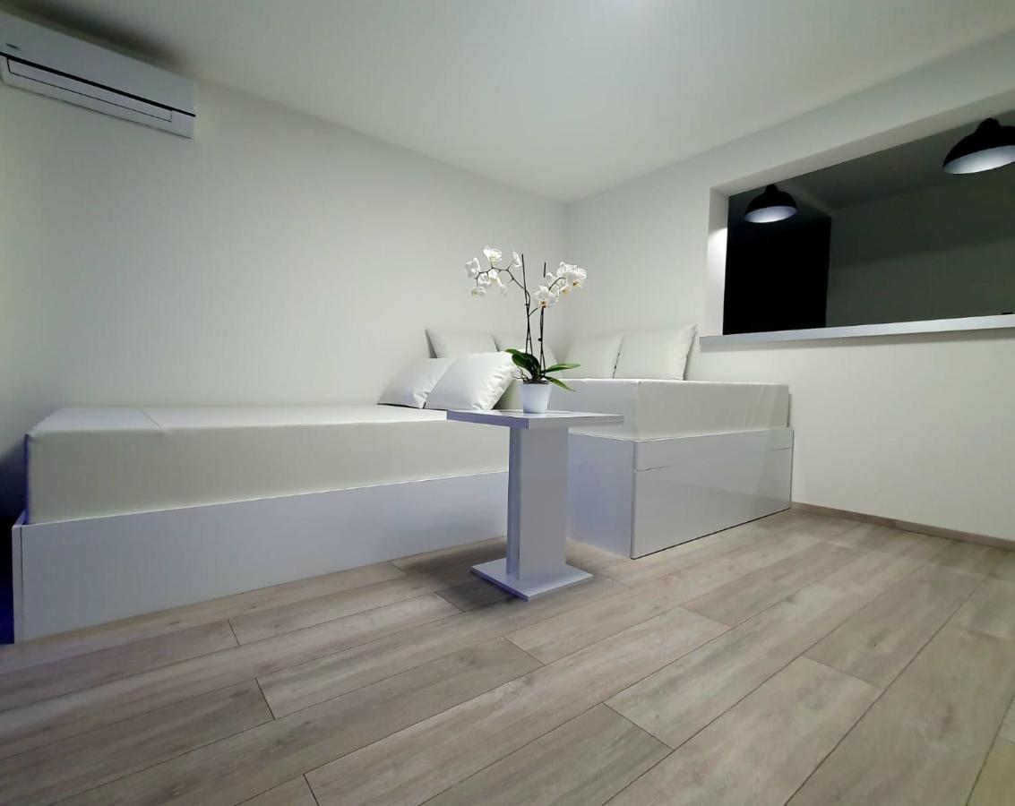 Jacuzzi Penthouse Apartment Matulji Exterior photo