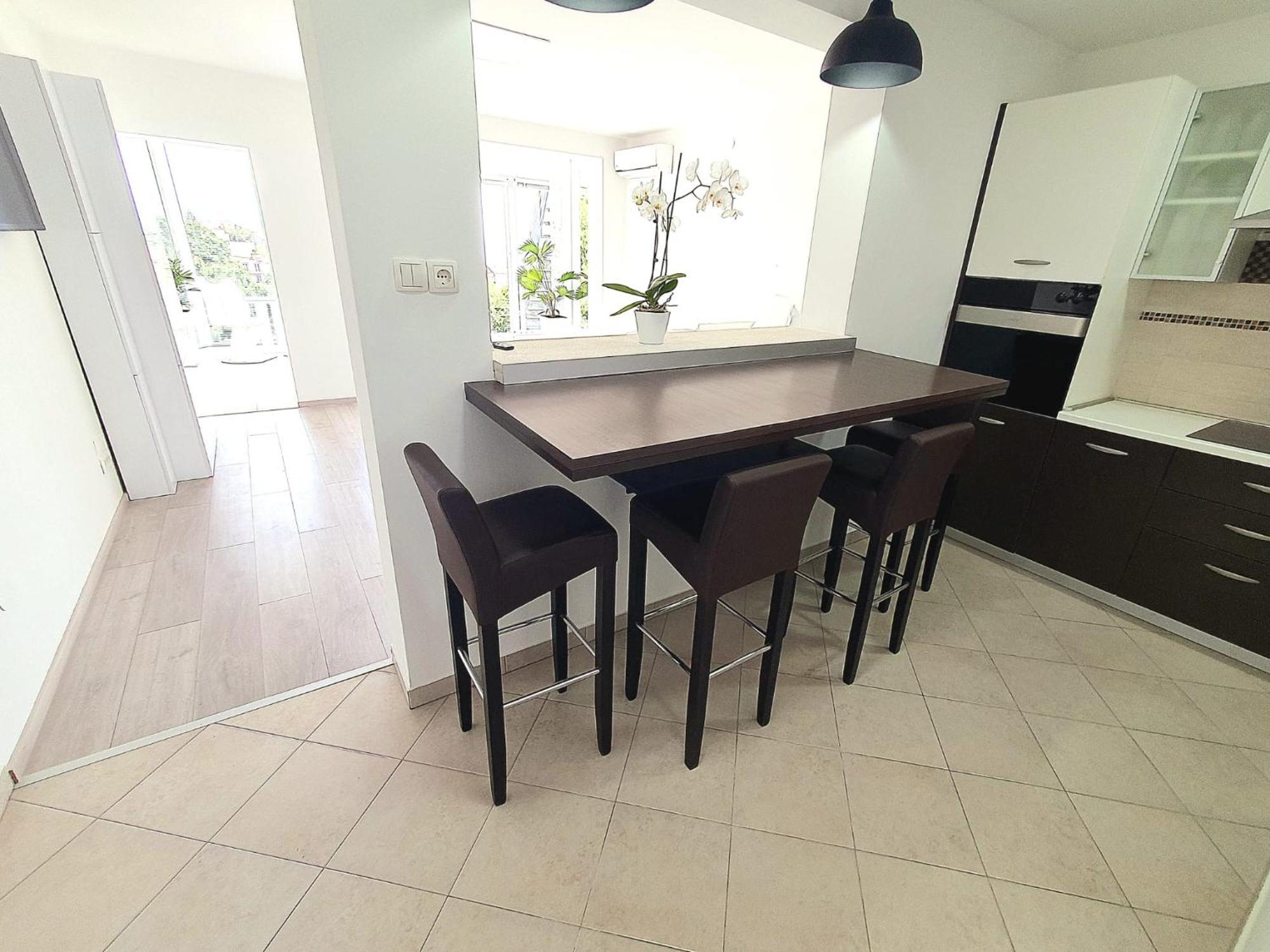 Jacuzzi Penthouse Apartment Matulji Exterior photo
