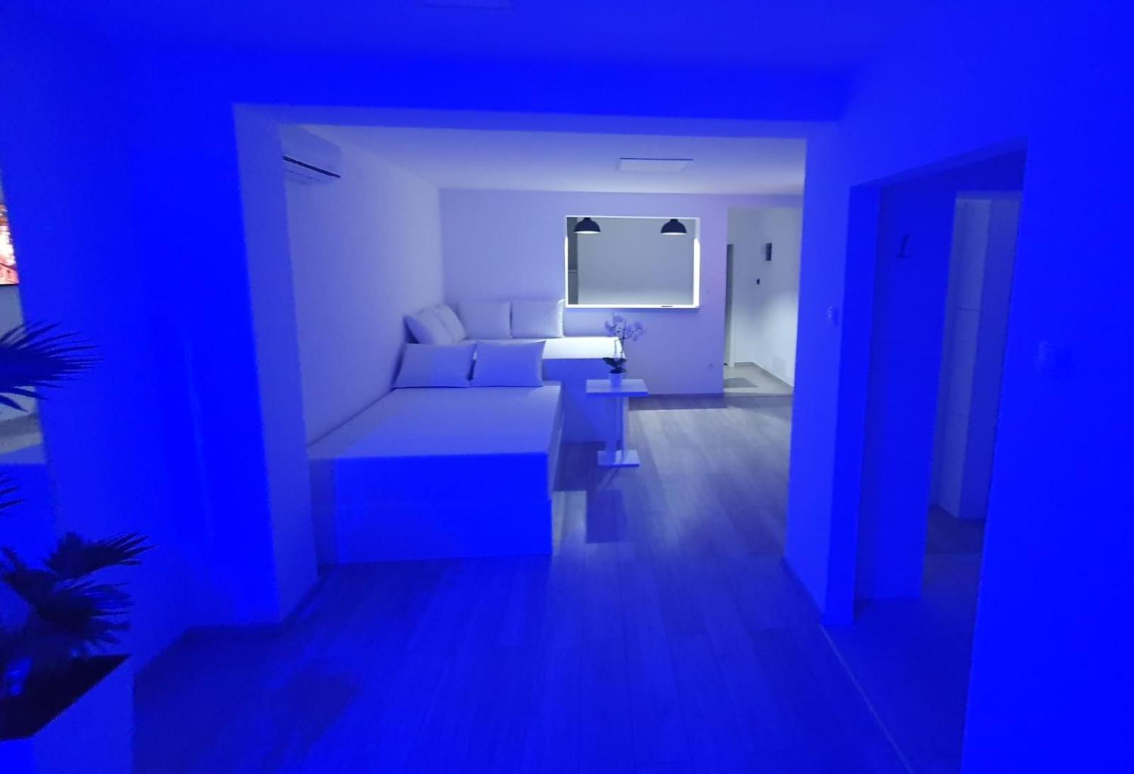 Jacuzzi Penthouse Apartment Matulji Room photo