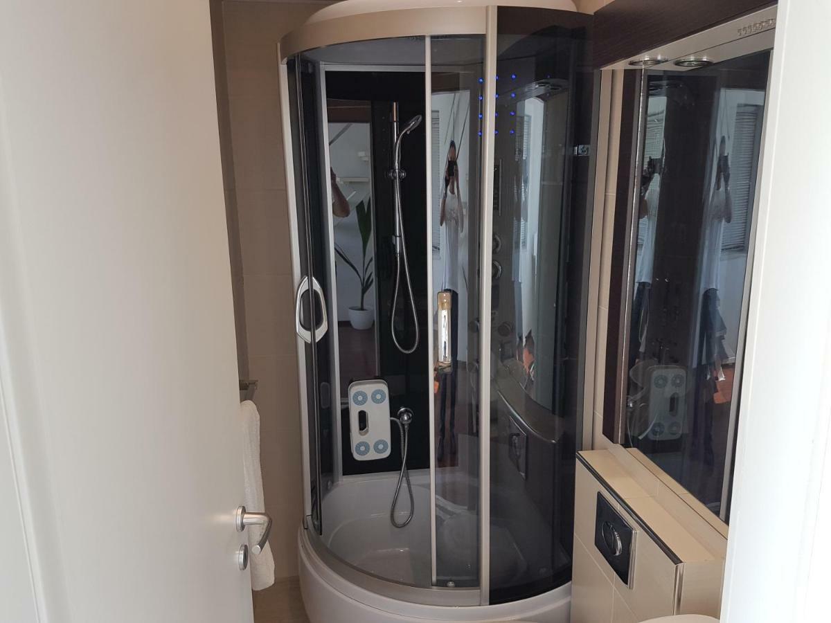 Jacuzzi Penthouse Apartment Matulji Exterior photo